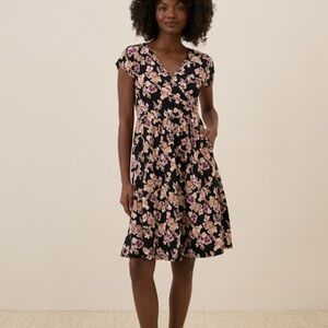 Pact Fit & Flare Crossover Dress Scattered Posies Black Size Medium